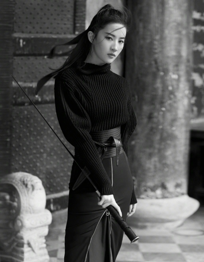 刘亦菲《时尚COSMO》双面刊写真图片图片