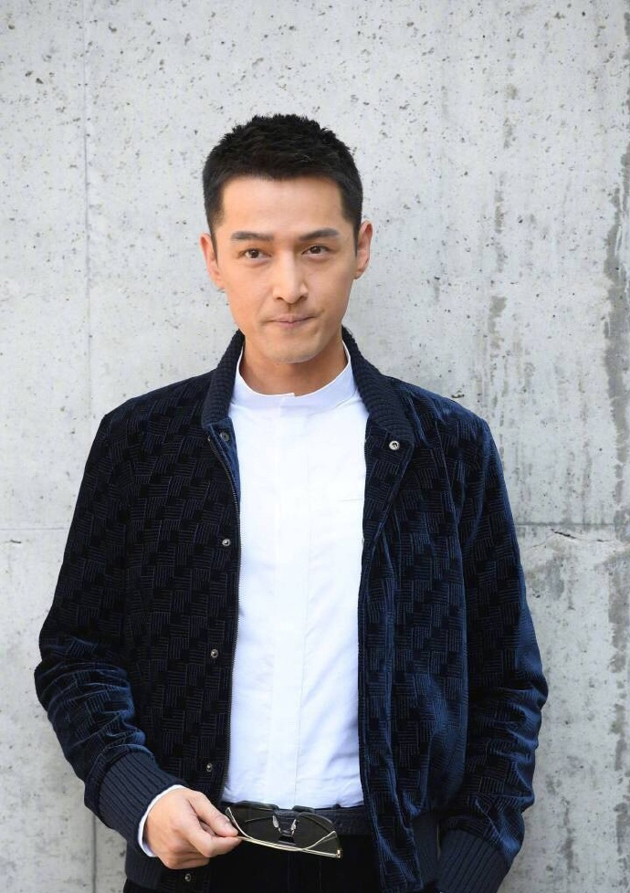 陈坤胡歌出席行走的力量出发仪式图片