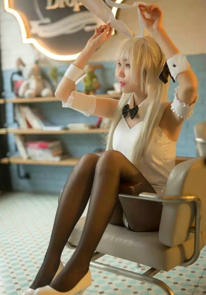 竞技网游LOL英雄联盟光辉女郎拉克丝高清桌面壁纸图片