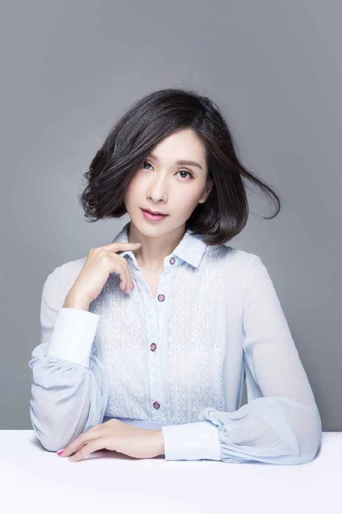 最美亚姐杨恭如性感高挑极致诱惑大胆艺术写真图片合集图片