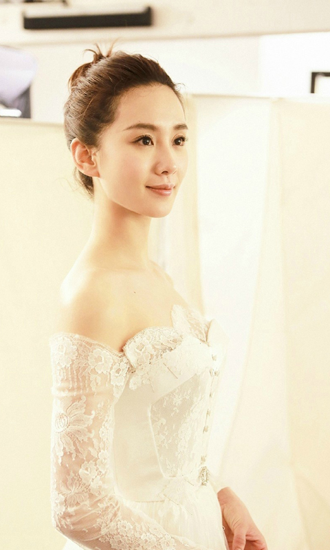 刘诗诗盛夏浪漫写真图片 迷人姿态尽展温润柔和图片