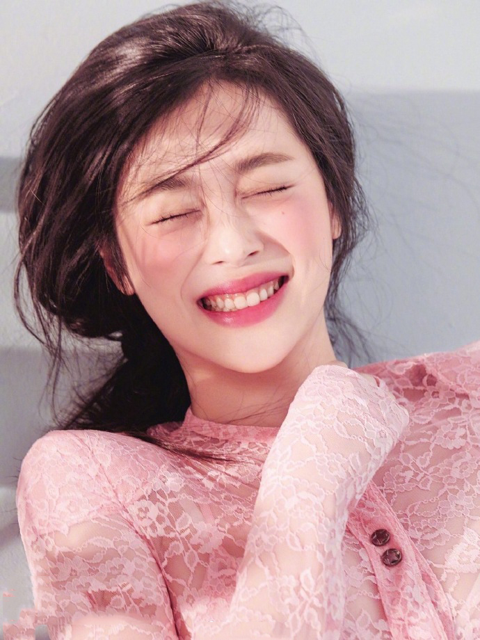 高清性感韩国釜山美女崔雪莉短发自拍写真图片图片