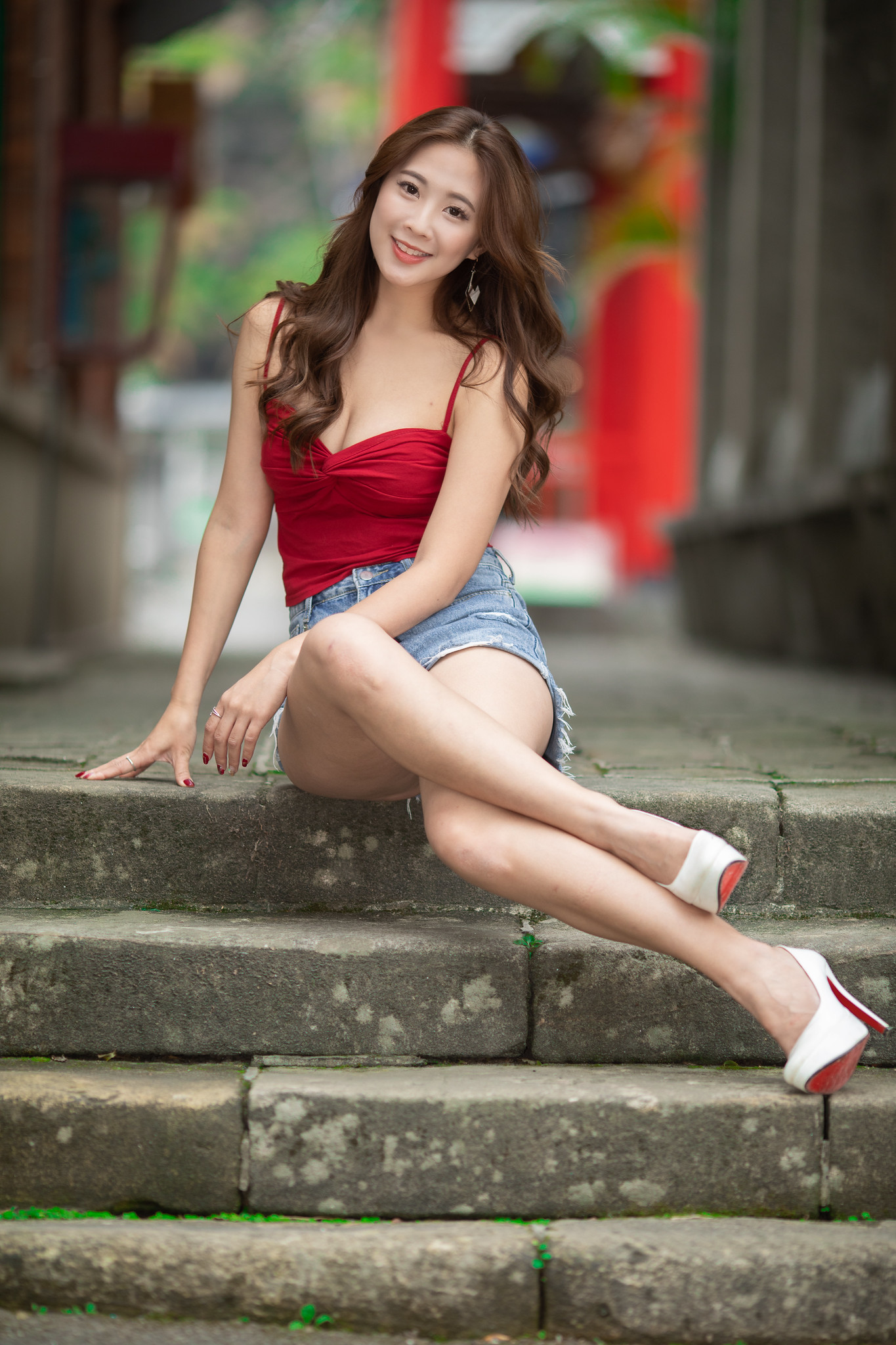 高清中国内地辽宁省沈阳女演员杜若溪时尚街拍图片桌面壁纸图片