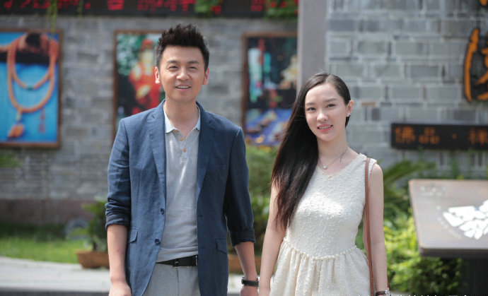 高清辽宁省鞍山男演员雷佳音最新时尚杂志写真高清图片图片