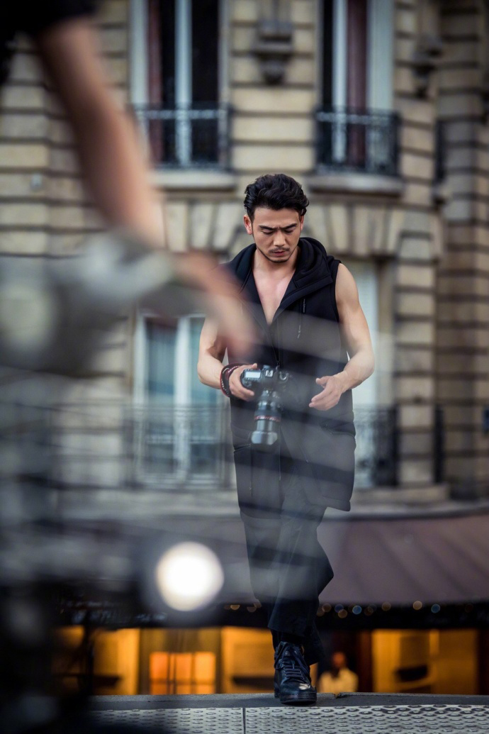 杨烁魅力型男街拍图片图片
