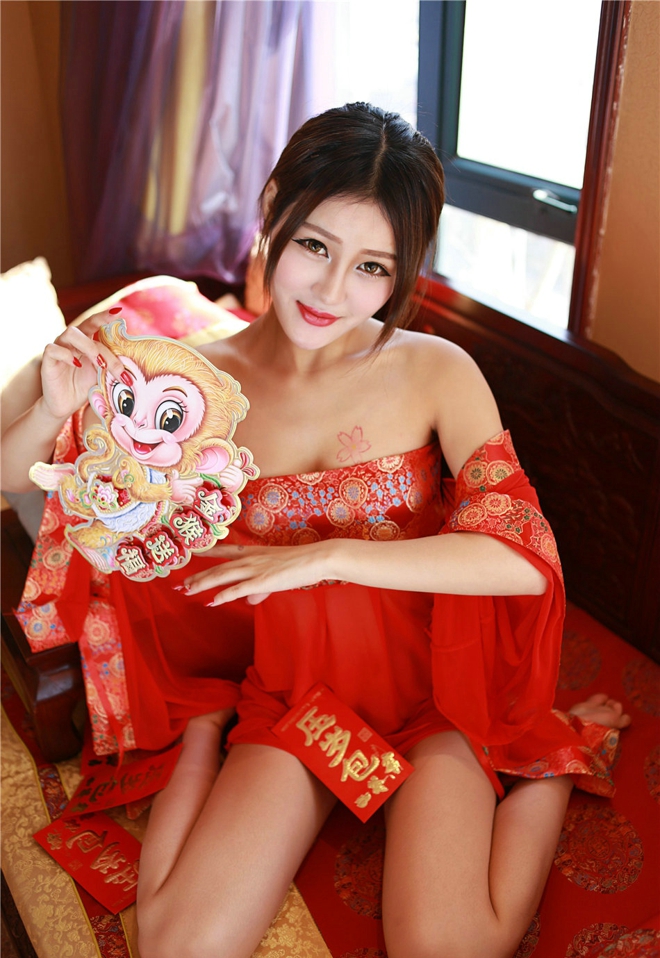 肚兜美女图片