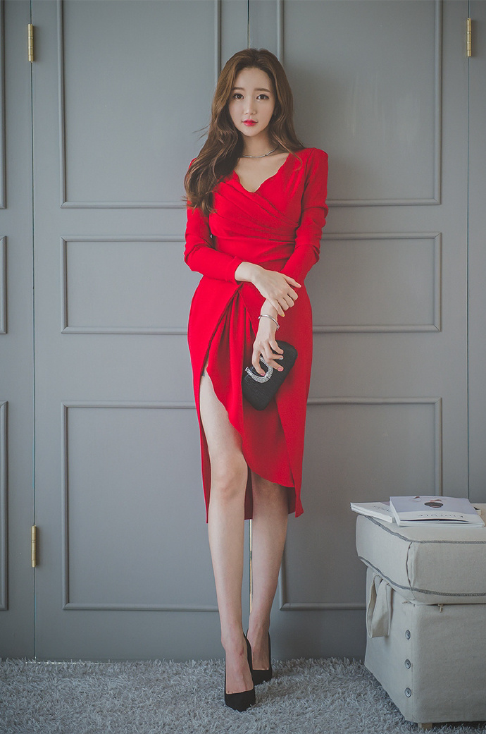 礼服美女图片