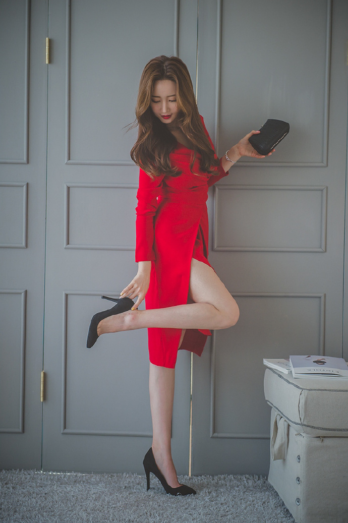 礼服美女图片