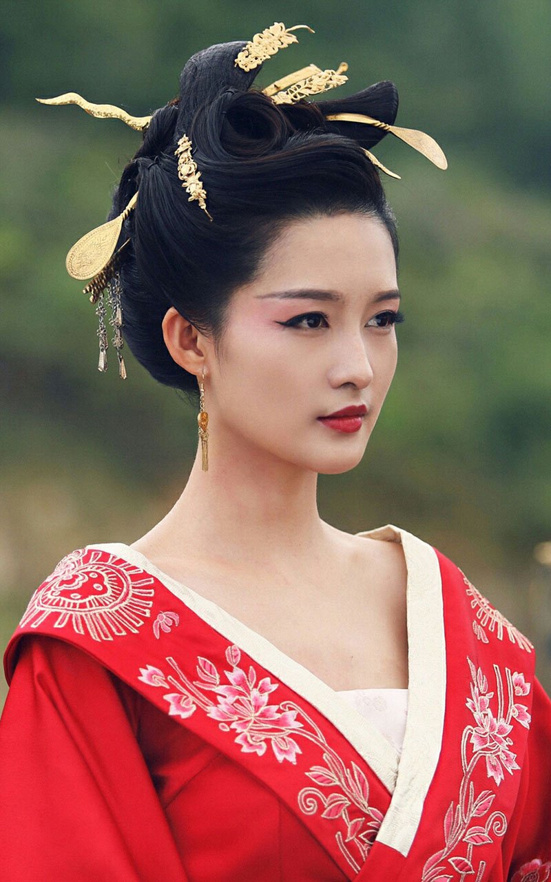 李沁最新清新写真图片 李沁微博深秋写真生活照图片