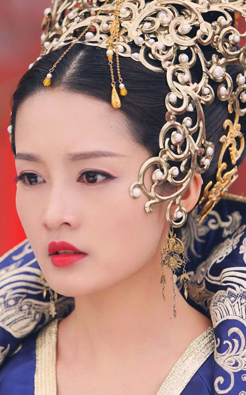 李沁《楚乔传》宣传活动时尚现场照图片图片