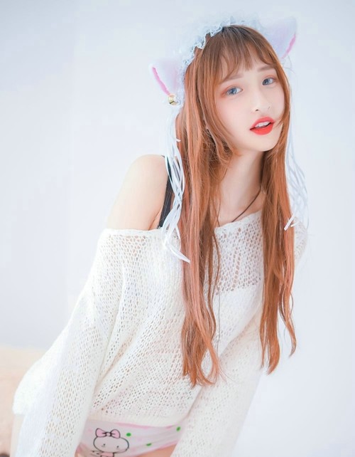 高清手机超可爱清纯性感萝莉MM美女大胆cos诱惑迷人私房照图片