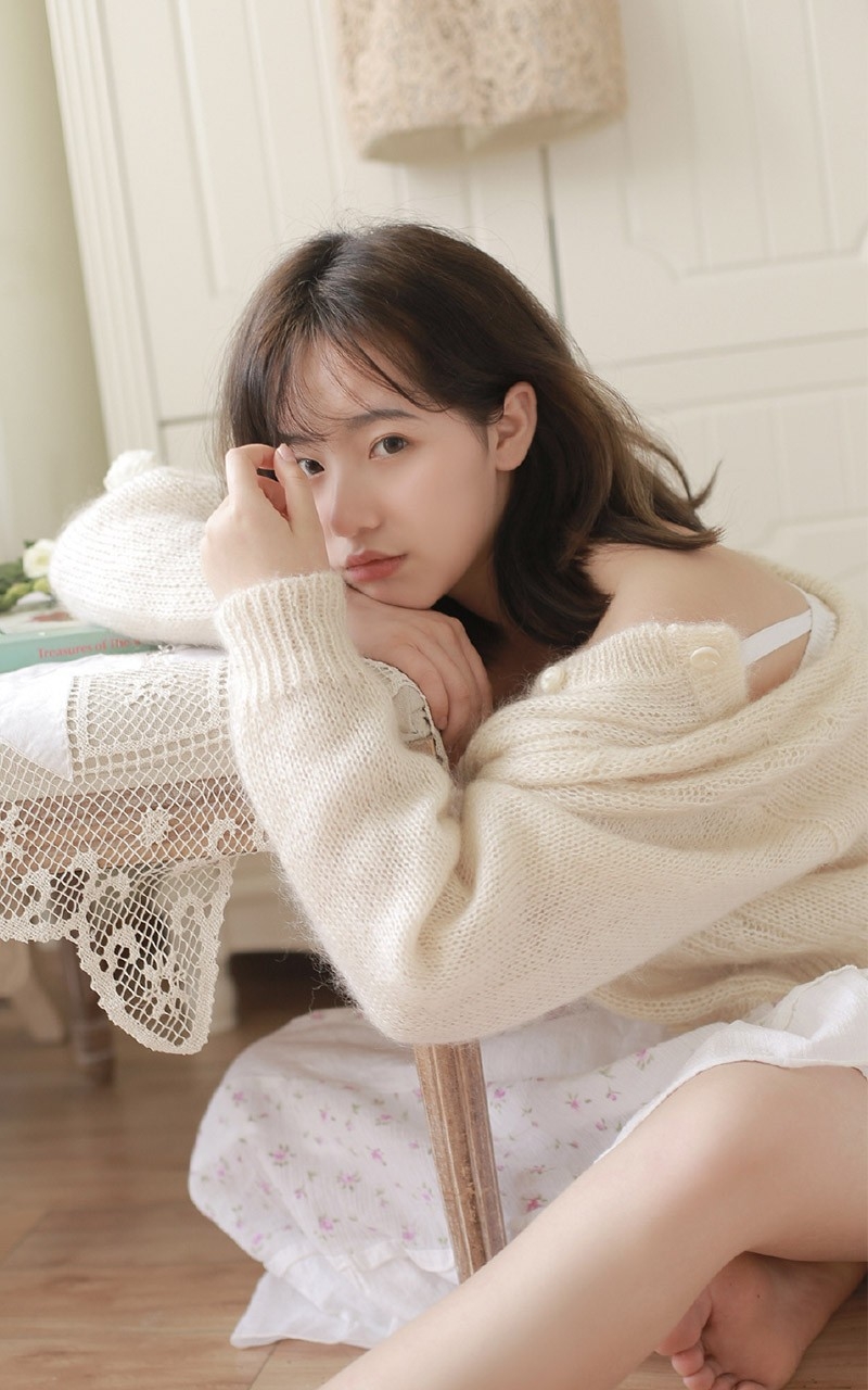 沙滩美女图片
