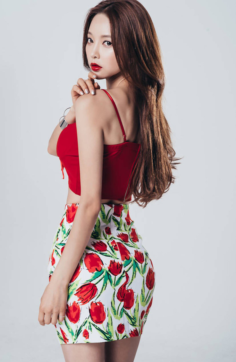 性感亚洲国产小嫩模福利四区蕾丝长腿美女高清诱惑美女性感图片图片