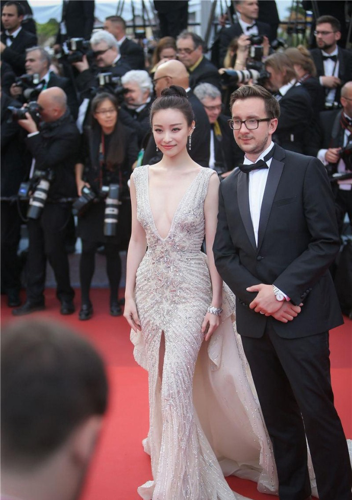 美女明星倪妮性感礼服红毯图片图片
