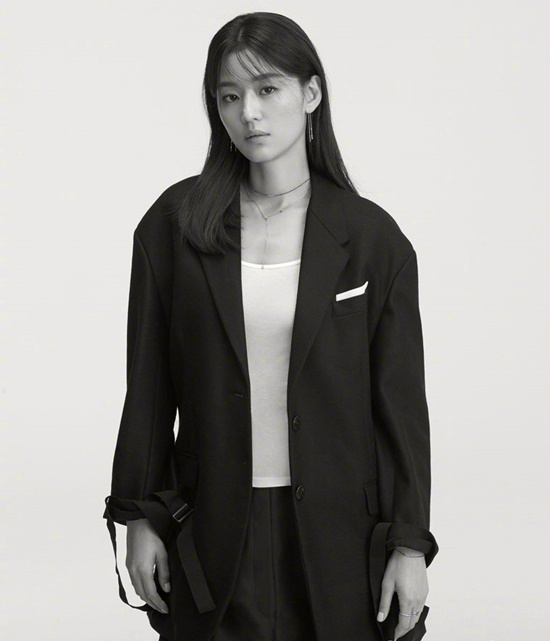 韩国首尔女演员来自星星的你女神全智贤写真图片图片