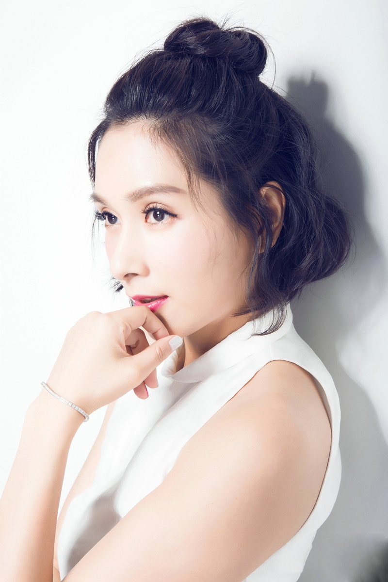 最美亚姐杨恭如性感高挑极致诱惑大胆艺术写真图片合集图片