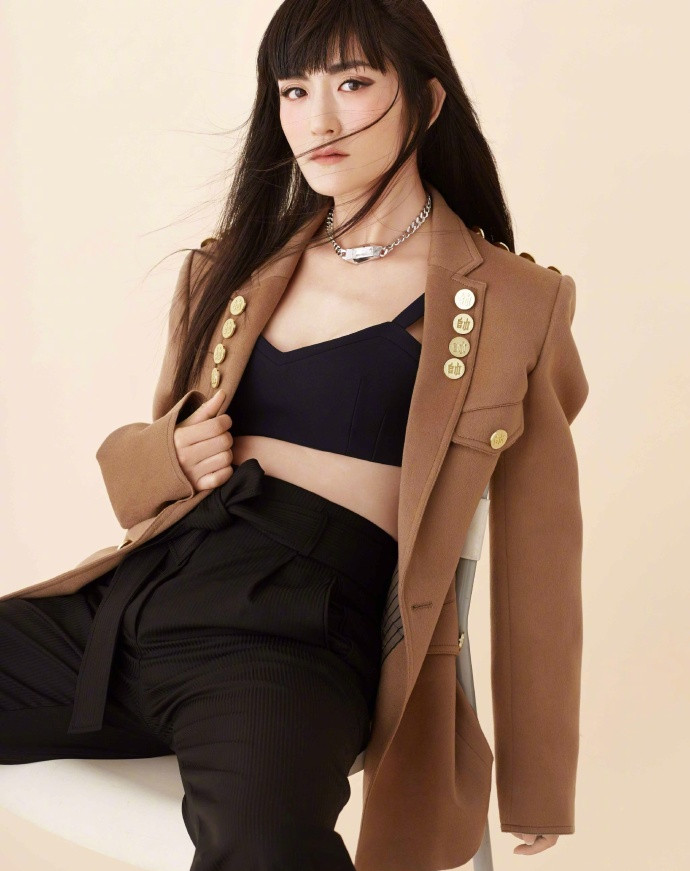 谢娜花海写真图片：温婉优雅图片