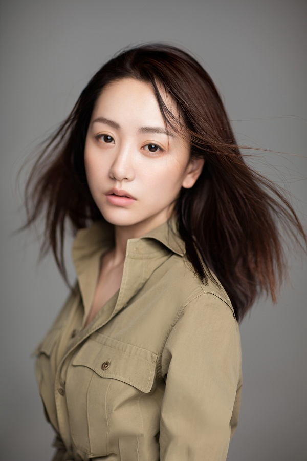高清中国内地云南保山女演员杨蓉性感迷人写真图片桌面壁纸图片 高清中国内地云南保山女演员杨蓉性感迷人写真图片桌面壁纸图片