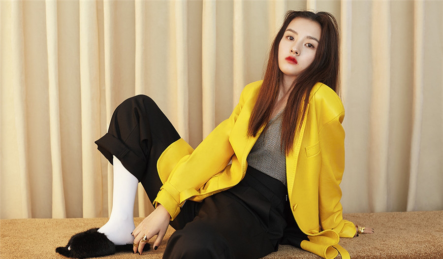 中国北京当代95后女演员宋祖儿性感湿发写真桌面壁纸图片 中国北京当代95后女演员宋祖儿性感湿发写真桌面壁纸图片