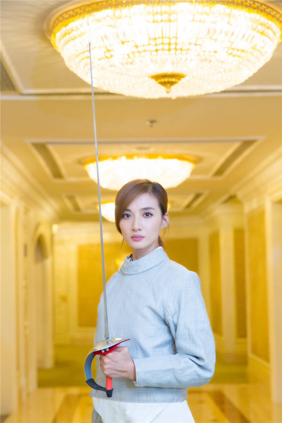 中国内地河北女演员冯文娟《进击吧，闪电》击剑写真图片图片
