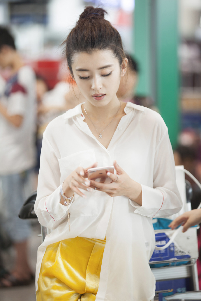 李若嘉图片