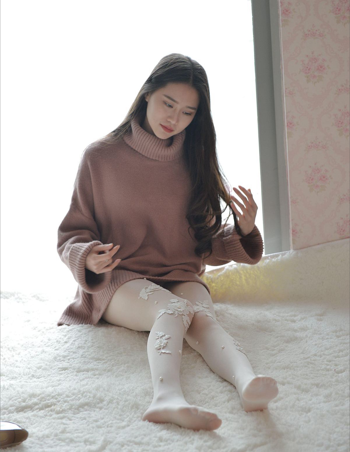 极品OL美女黑丝美腿玉足高跟私房性感美女写真图片