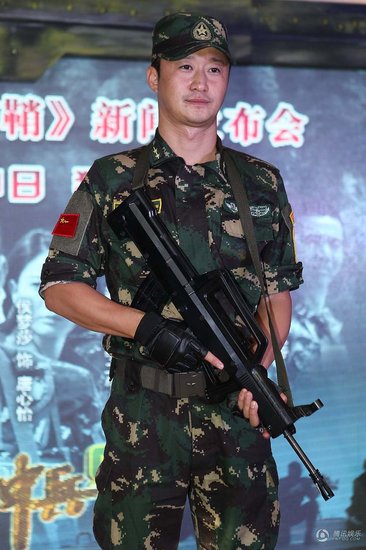 吴京《夺帅》人物剧照海报图片  吴京图片图片