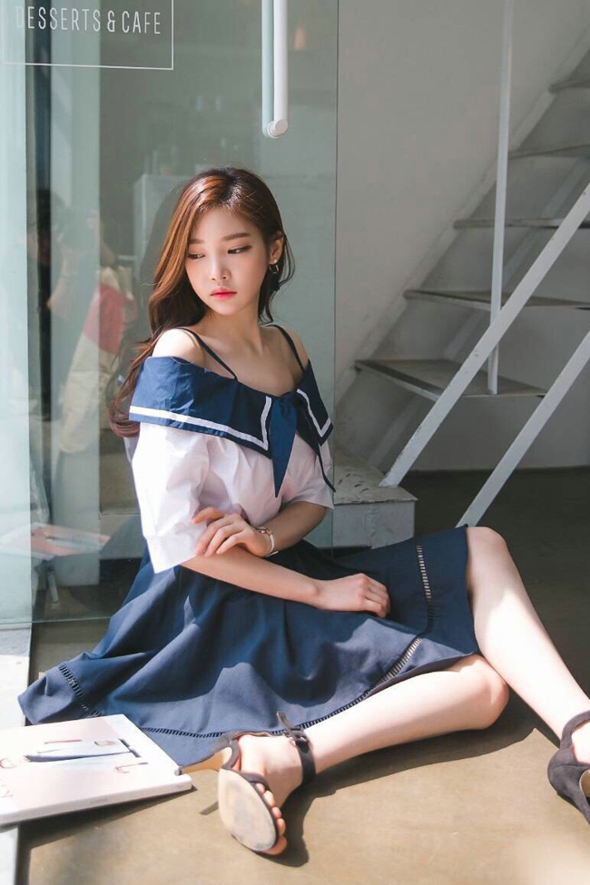 最美女人新款丽柜台湾大长腿美女腿模肉丝高跟美腿写真图片