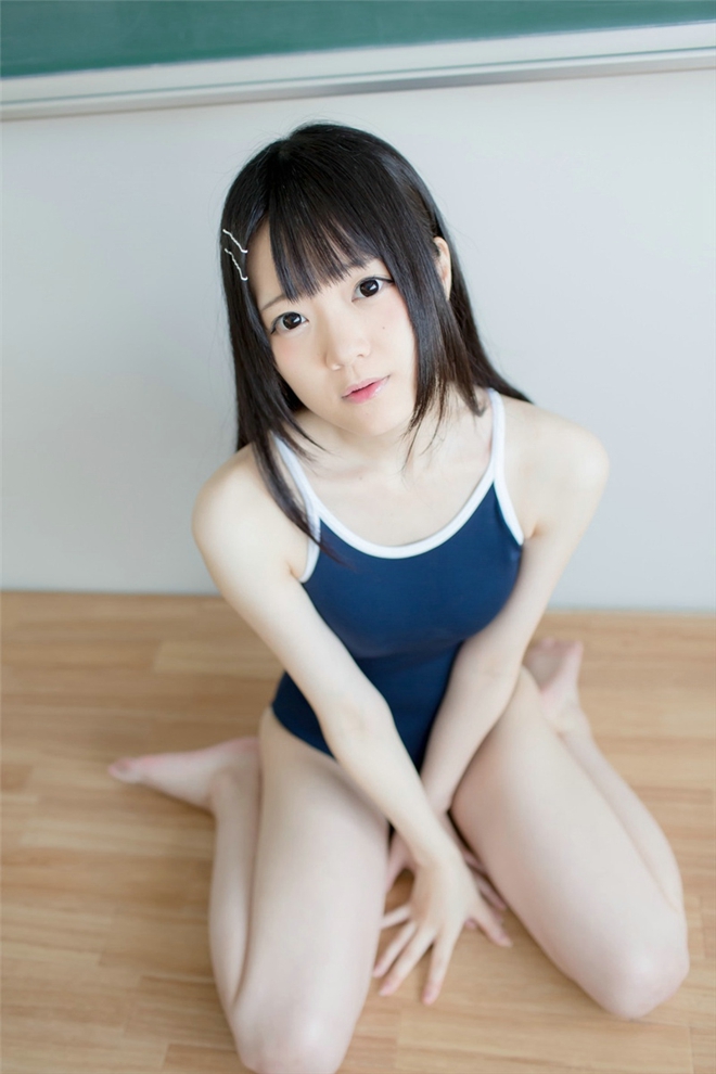 高清小清新可爱萝莉学生妹清纯娇艳教室制服唯美写真图片