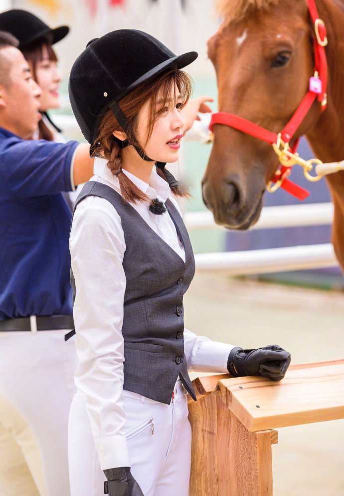 高清韩国京畿道南扬州男明星Runningman李光洙和金钟国丫土豆广告高清图片图片