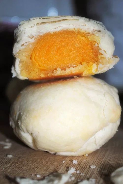 蛋黄月饼图片  月饼图片图片