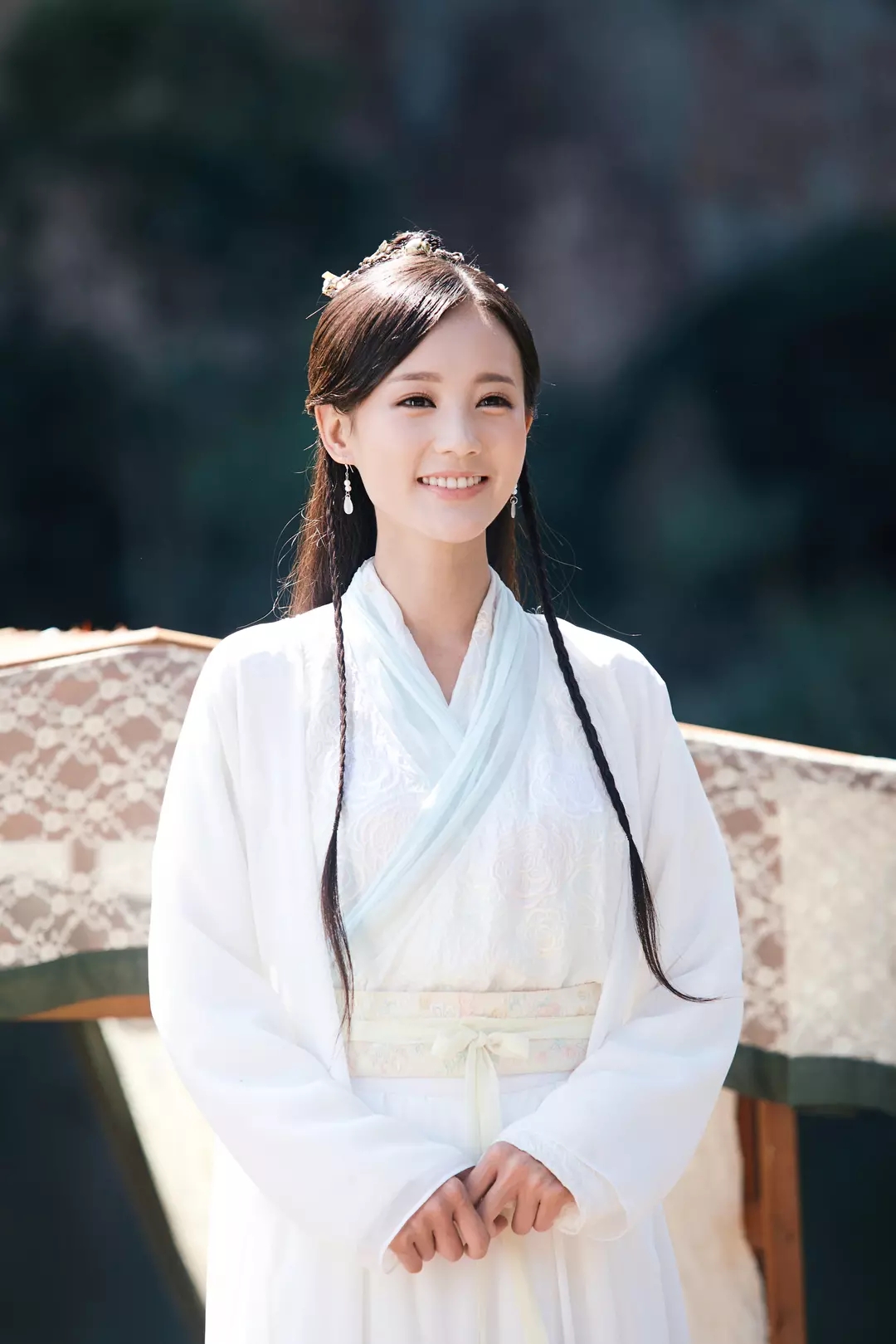 高清中国内地山东济南女演员李一桐《新版射雕英雄传》高清剧照图片图片