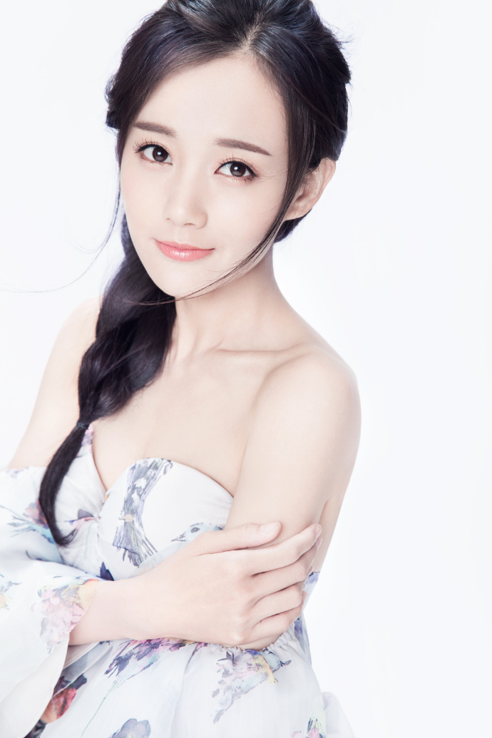 高清中国内地山东济南女演员李一桐《新版射雕英雄传》高清剧照图片图片