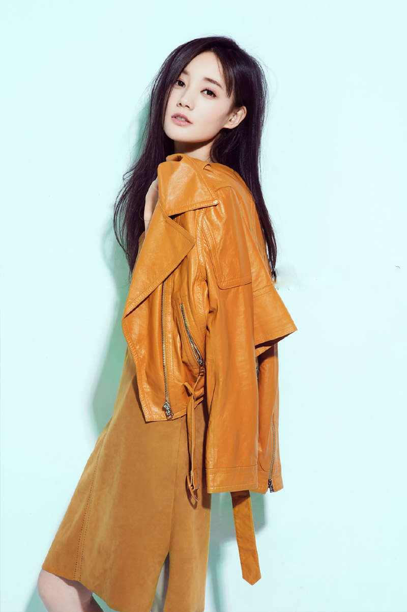高清中国内地山东济南女演员李一桐Q清纯小公主白裙明星美女写真图片图片