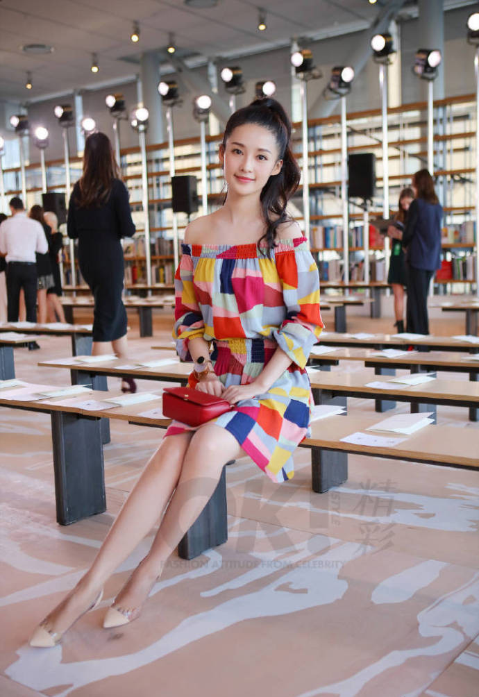 李沁蕾丝透视性感写真图片图片