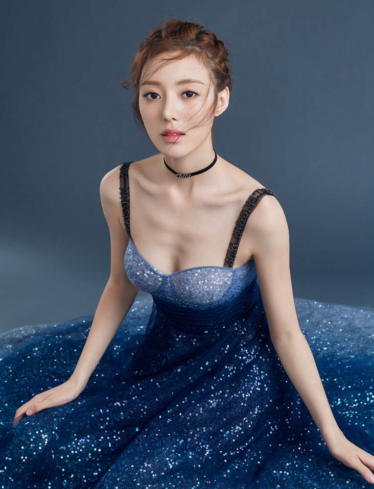 高清何美璇星空长裙梦幻空灵写真图片何美璇图片图片