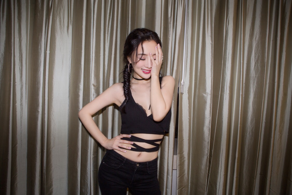 李小璐成熟女人味野性写真图片 李小璐图片图片