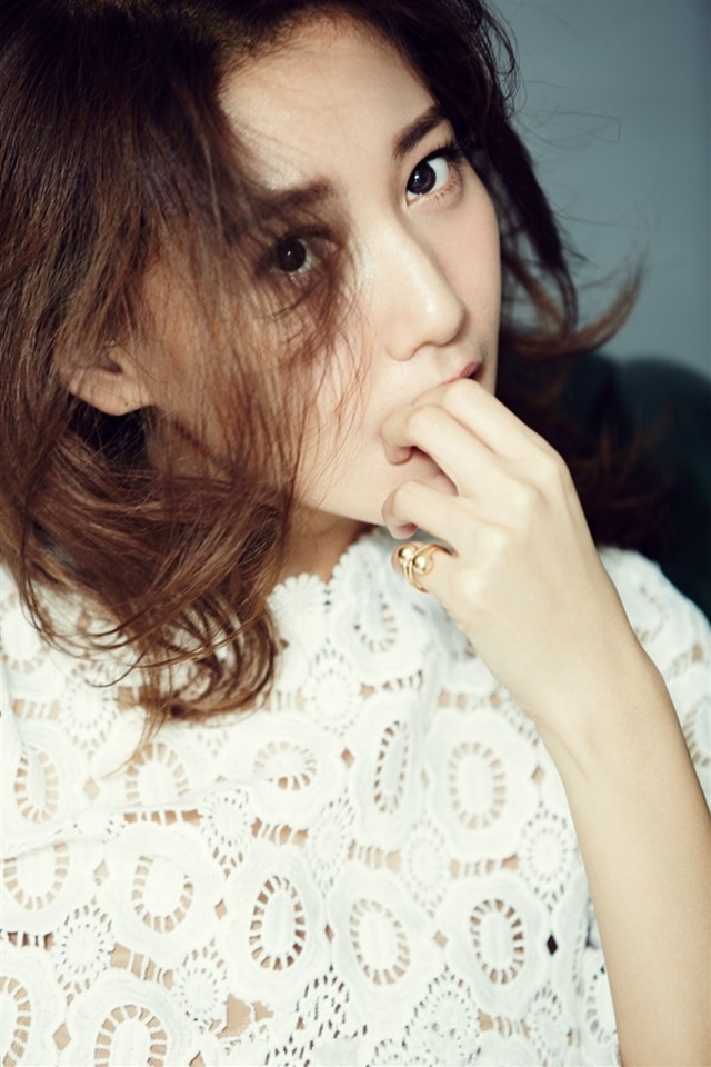 美女高露图片