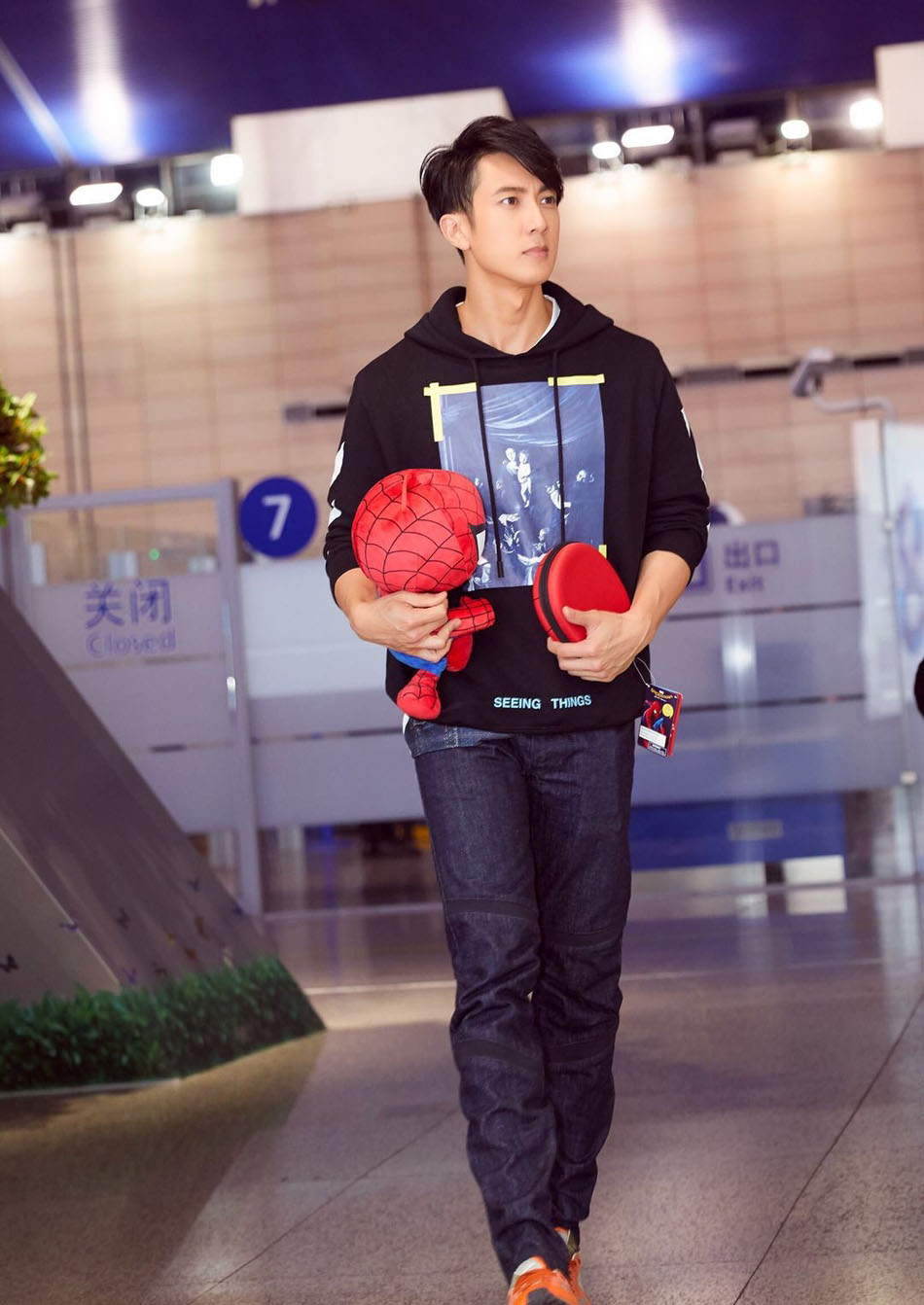 吴尊最新杂志魅力写真帅气图片图片