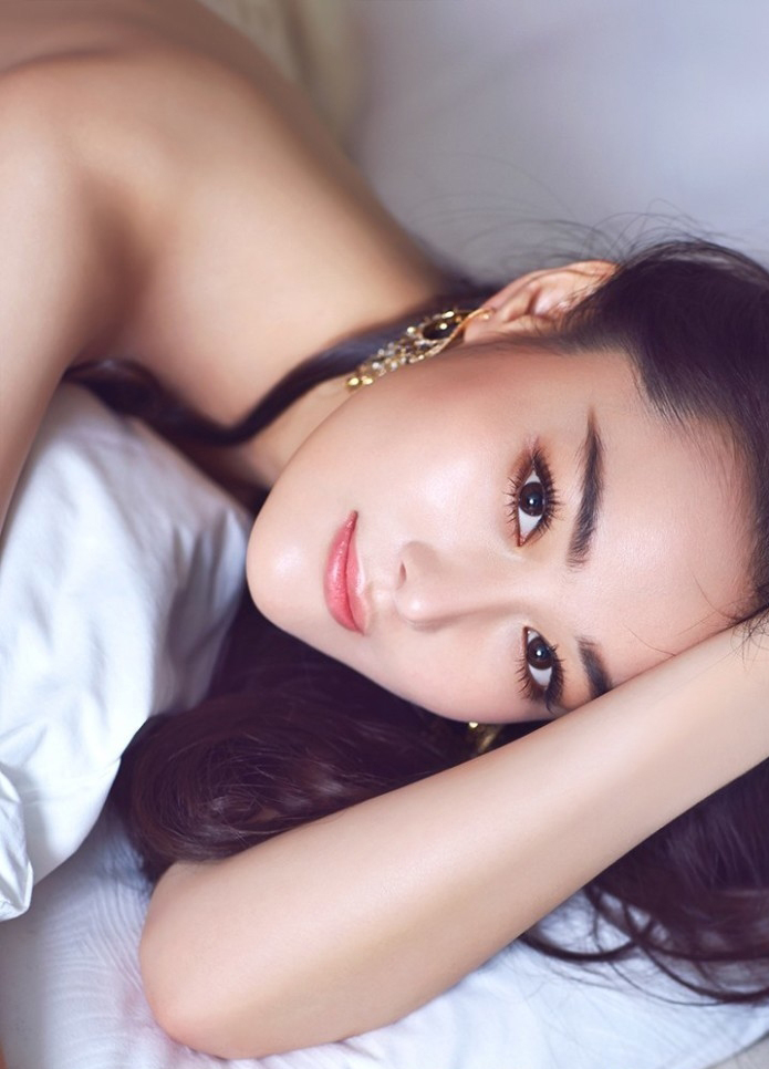 张馨予性感长裙礼服高清图片图片