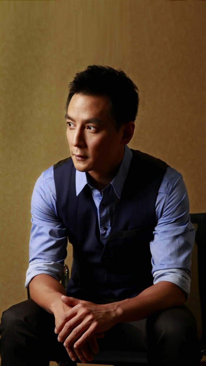 性感型男吴彦祖手机壁纸图片