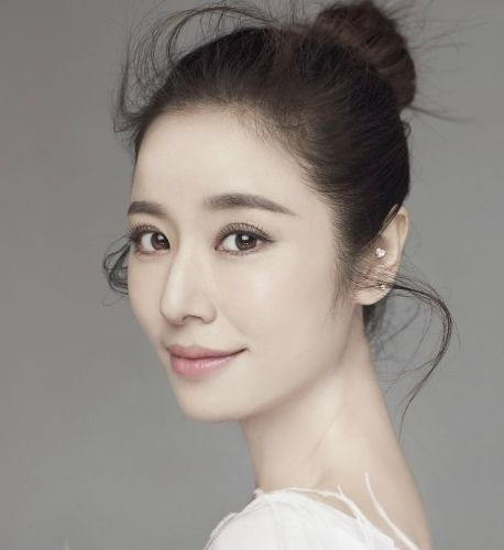 林心如碎花长裙性感一字肩活动图片图片