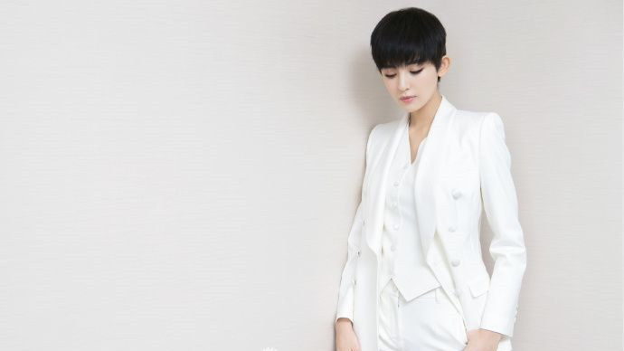 中国内地新疆乌鲁木齐市影视女演员古力娜扎甜美写真桌面壁纸图片 中国内地新疆乌鲁木齐市影视女演员古力娜扎甜美写真桌面壁纸图片