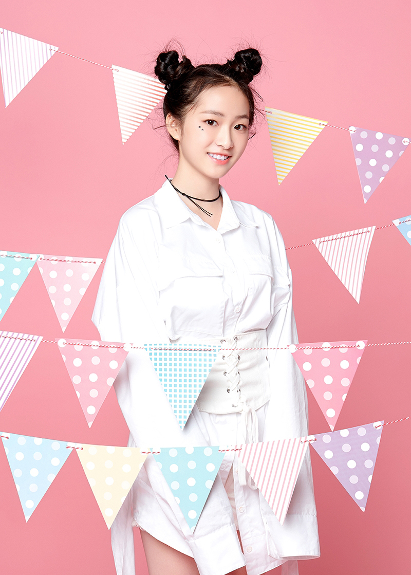 杨肸子校园清纯活力写真图片图片