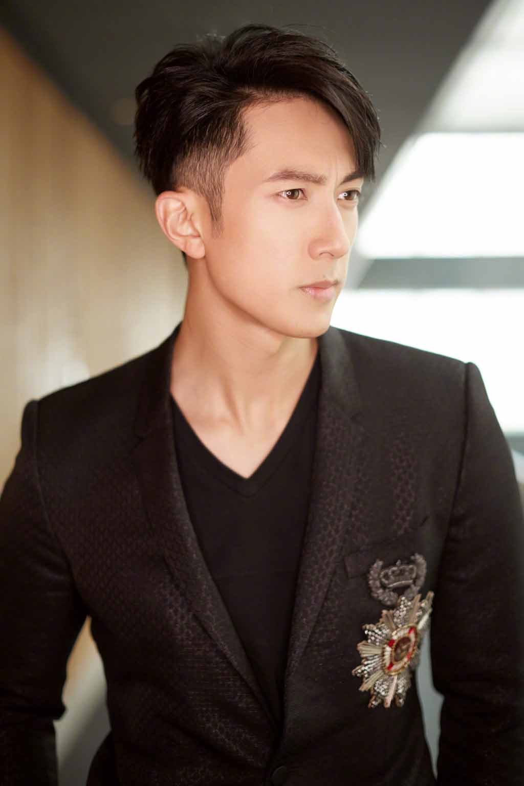 《爸爸去哪儿5》吴尊女儿neinei高清图片图片