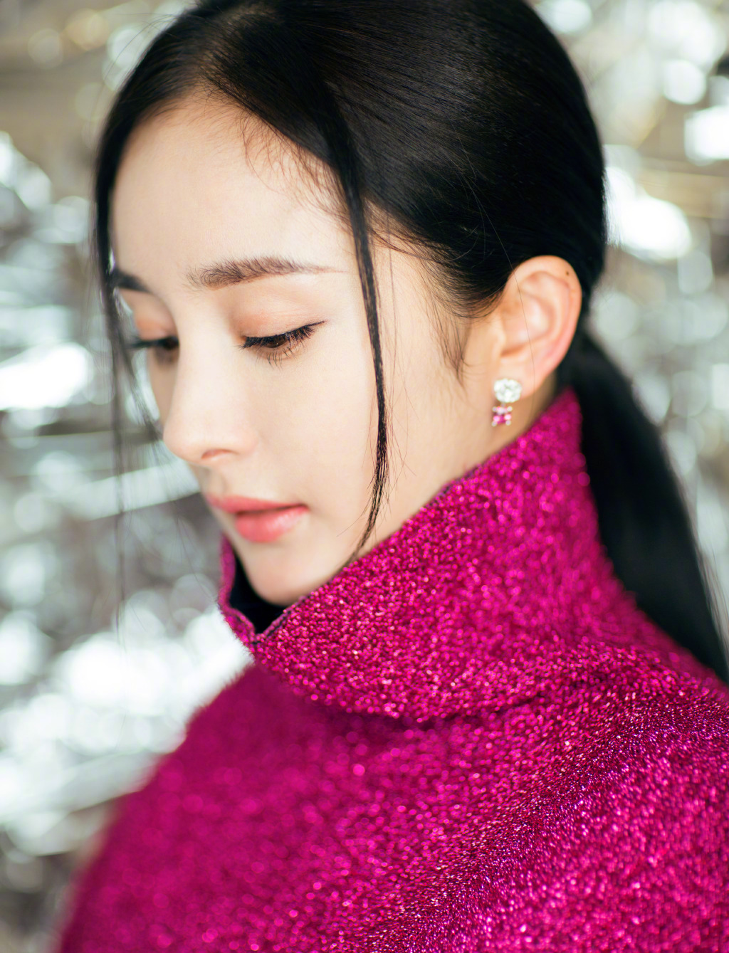 中国内地北京影视女演员杨幂唯美时尚高清桌面壁纸图片