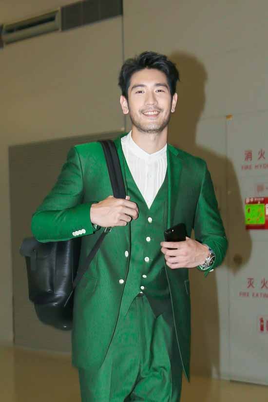 高清台湾省台北男明星高以翔魅力型男时尚街拍图片图片