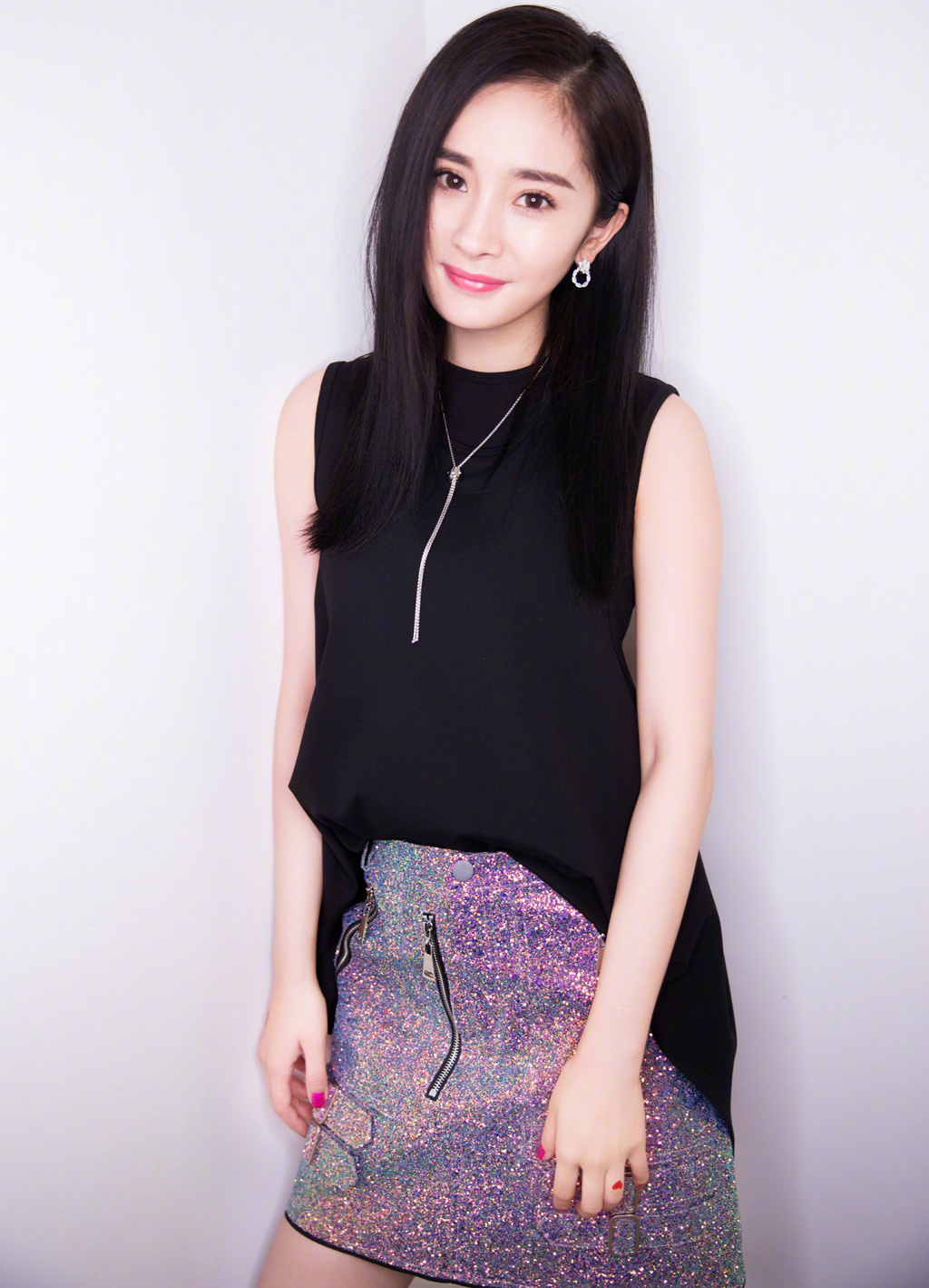 中国内地北京影视女演员杨幂抹胸裙性感高清桌面壁纸图片 中国内地北京影视女演员杨幂抹胸裙性感高清桌面壁纸图片
