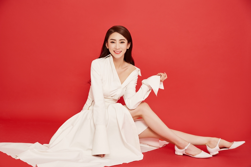 女星赵艺图片