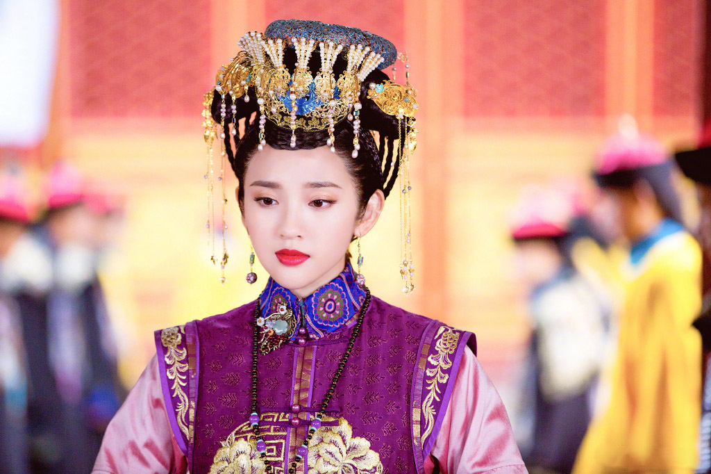 高清中国内地四川女演员《我们来了》哈尔滨站唐艺昕最新图片图片